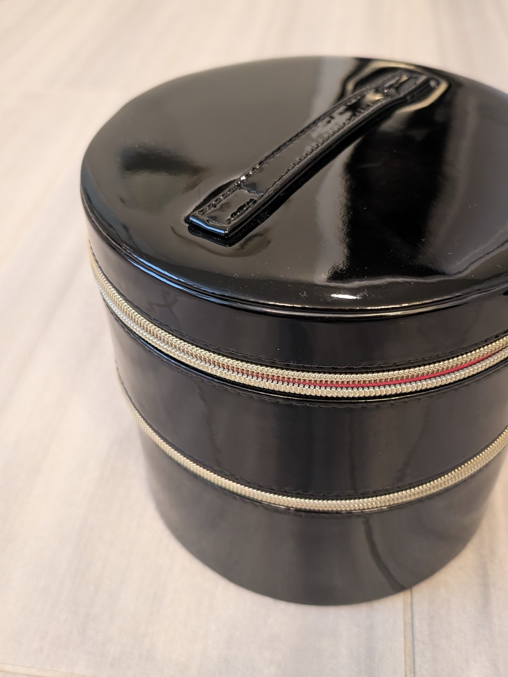 Lancome Round Black Makeup Case with Dual Zippers - Picture 5 of 5